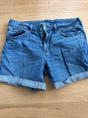 Old Navy Medium Blue Rolled-Cuff Denim Shorts